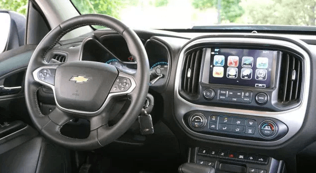 2020 Chevy Colorado ZR2 Interior