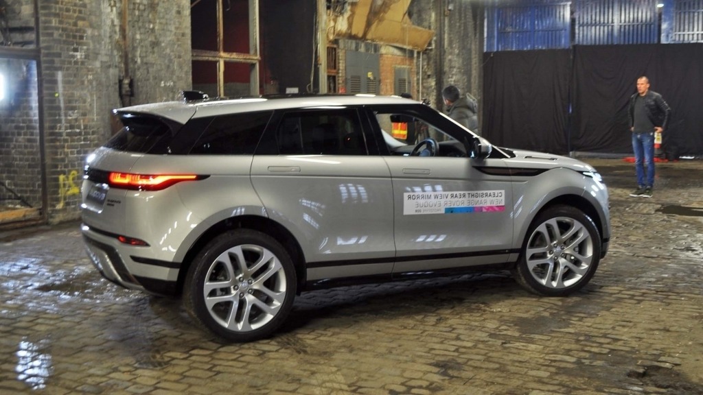 2020 Land Rover Range Rover Evoque Pictures