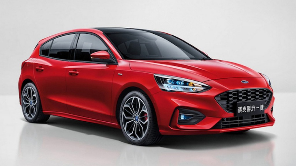 2021 Ford Focus Pictures