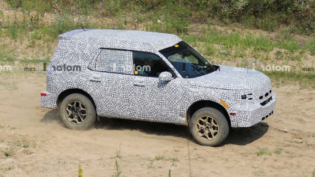 2021 Ford Baby Bronco Images