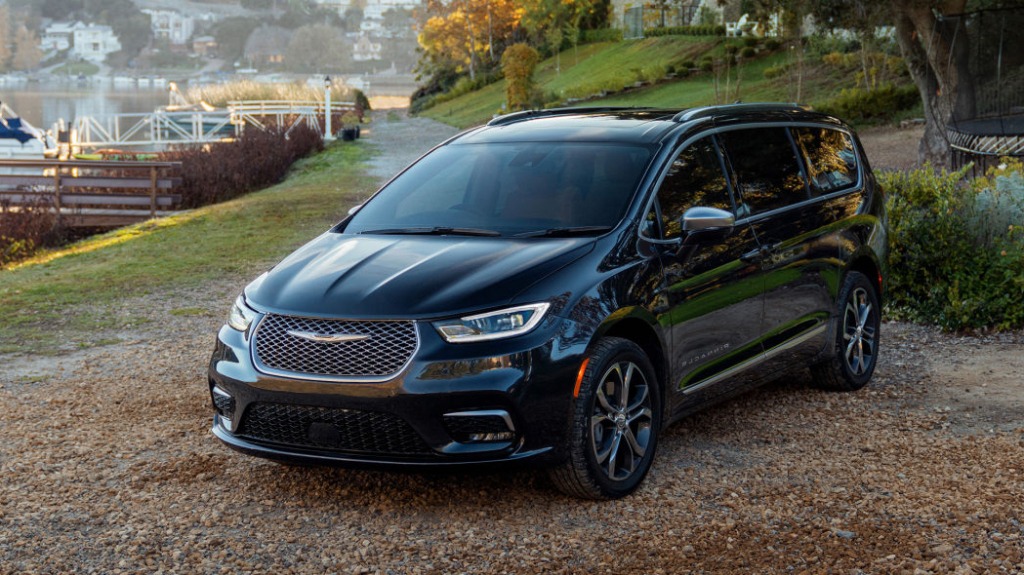2022 Chrysler Pacifica AWD Engine