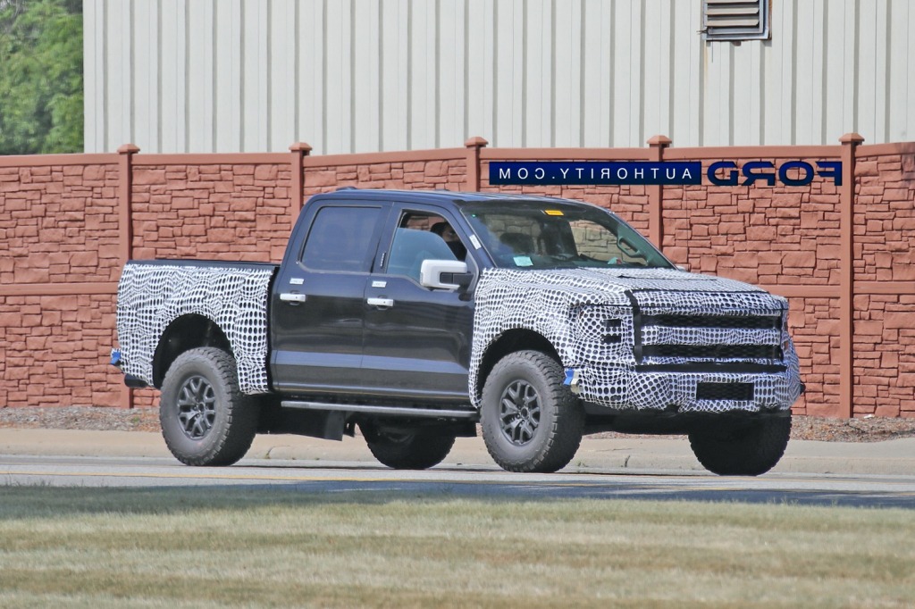 2022 Ford F750 Specs