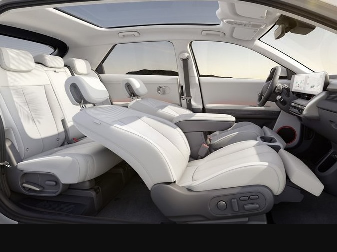 2023 Hyundai IONIQ 5 Interior